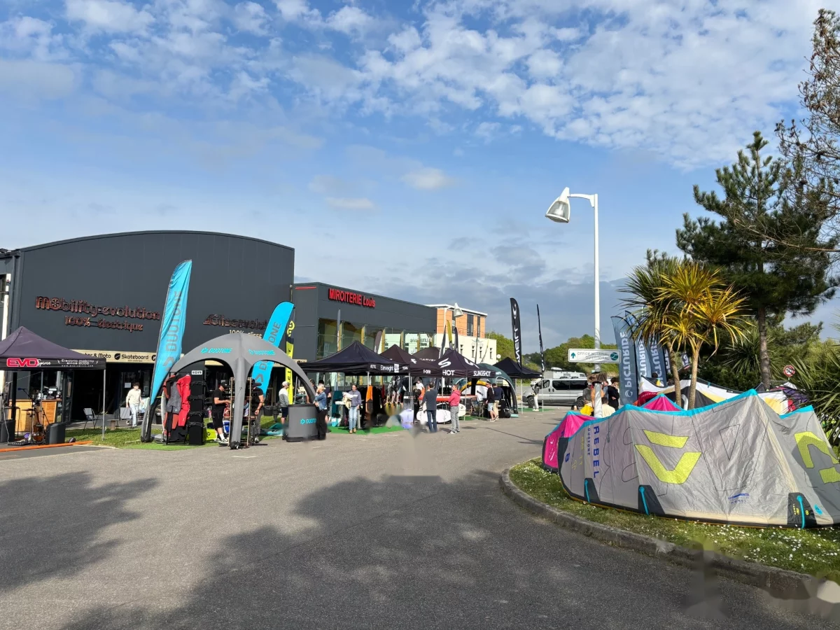 Village partenaires 21 ans Glissevolution